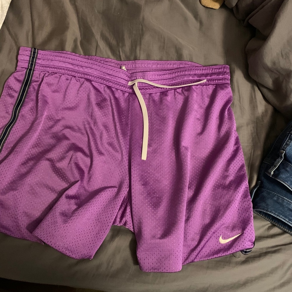 Nike dry fit basketball shorts